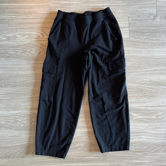 Eileen Fisher Washable Stretch Crepe Cargo Pant size Small Black - Picture 8 of 10